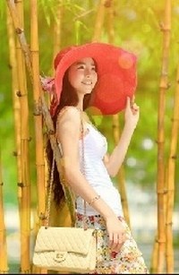 Yêu Phải Cô Nàng Bán Thân
